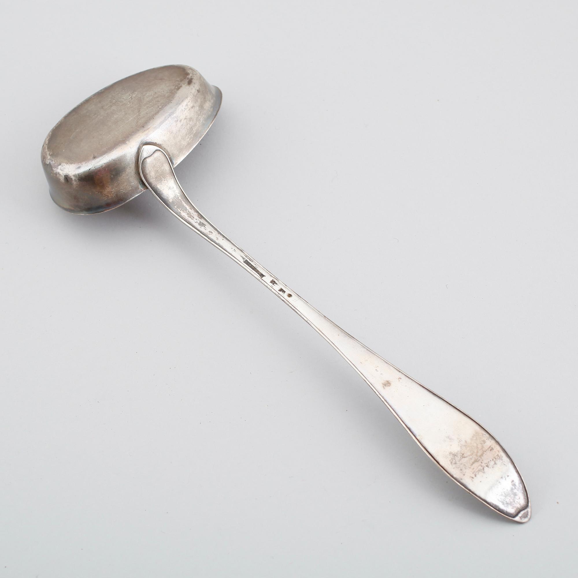 SOPPSLEV, silver, Johan Malmstedt, Göteborg 1808. Vikt ca 216 gram.