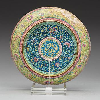 FAT, emalj på koppar, Qingdynastin 1700-tal.