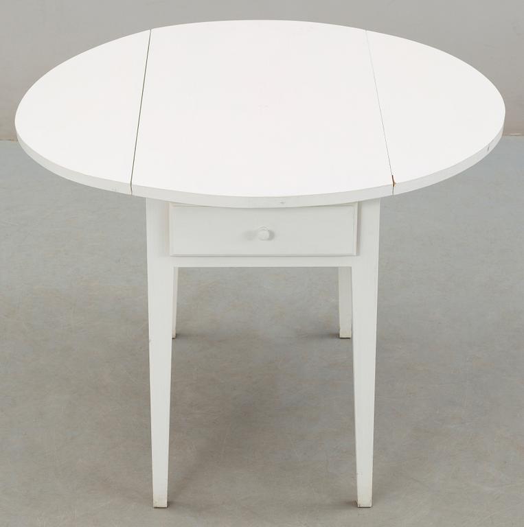 KLAFFBORD FÖR BARN, gustaviansk stil, modern tillverkning.