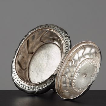 SOCKERSKRIN, av Johan Andersson Starin, mästare i Stockholm 1723-56, rokoko.