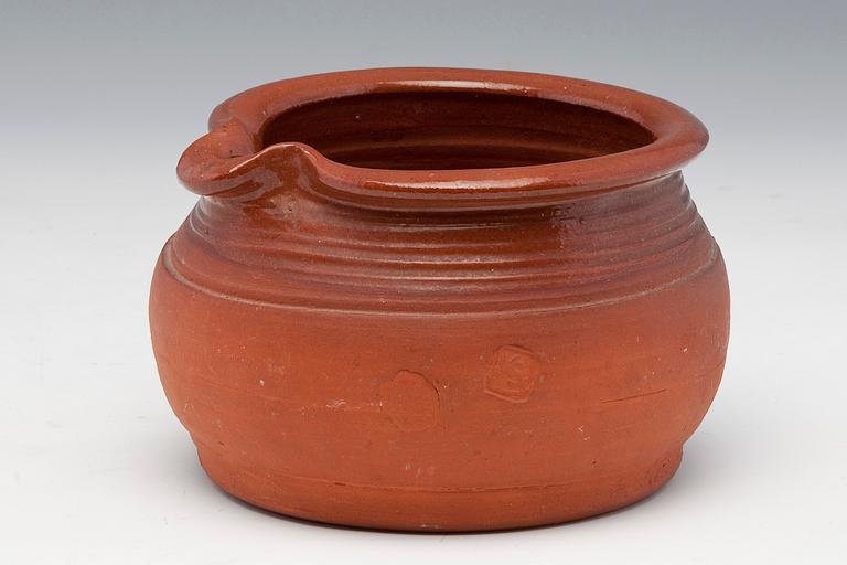 Kyllikki Salmenhaara, CERAMIC BOWL.