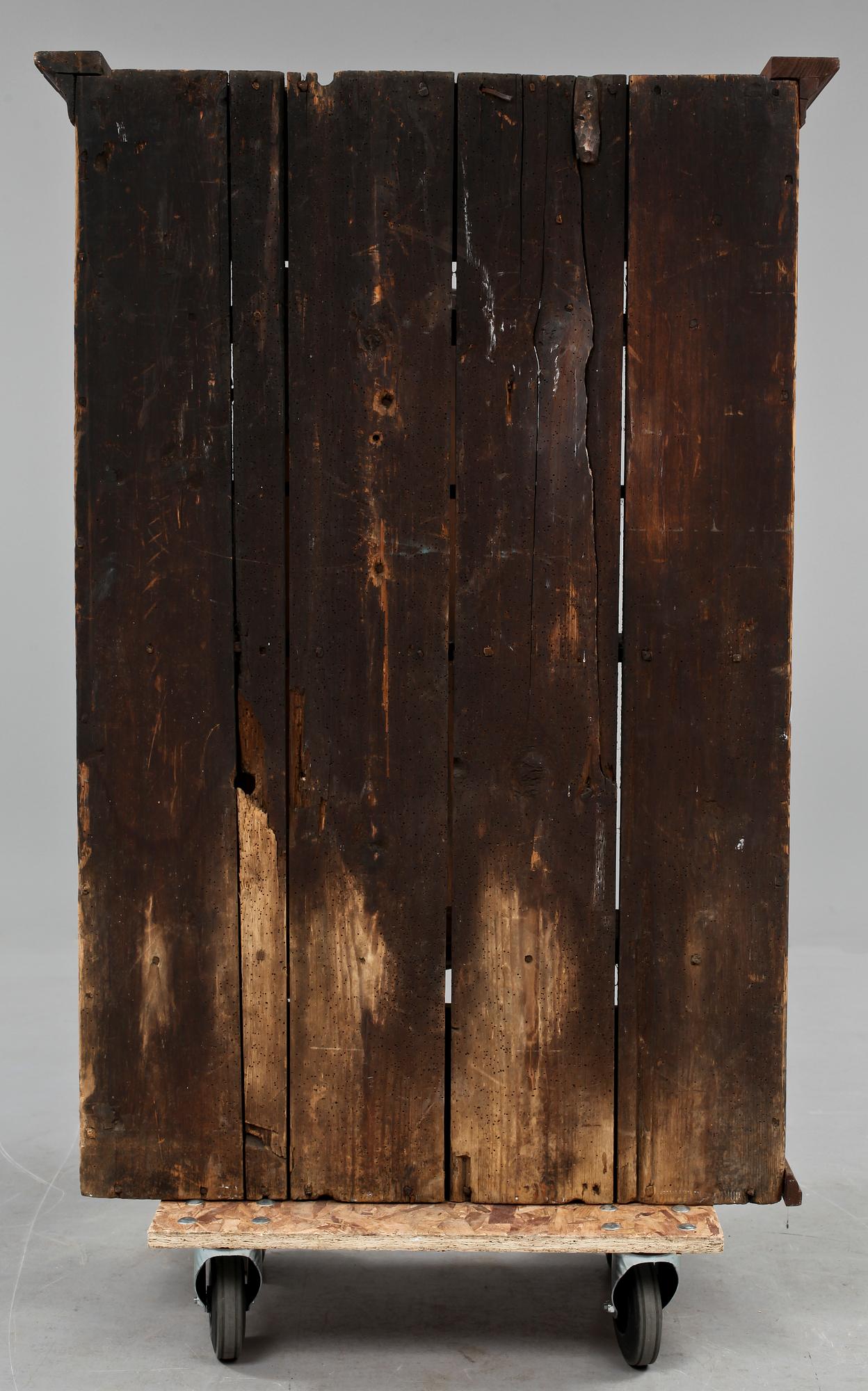 VÄGGSKÅP, allmoge, 1800-talets början.