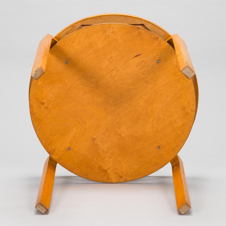 Alvar Aalto, bord, modell A72 för O.Y. Huonekalu- ja Rakennustyötehdas A.B. 1930/1940-tal.