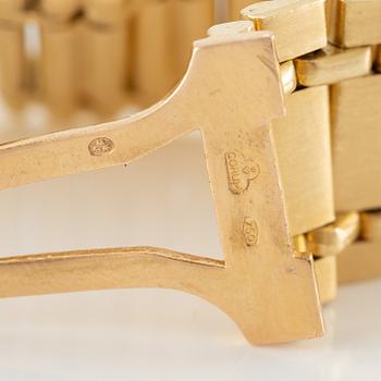 Corum, Admiral’s Cup, wristwatch, 34 mm.