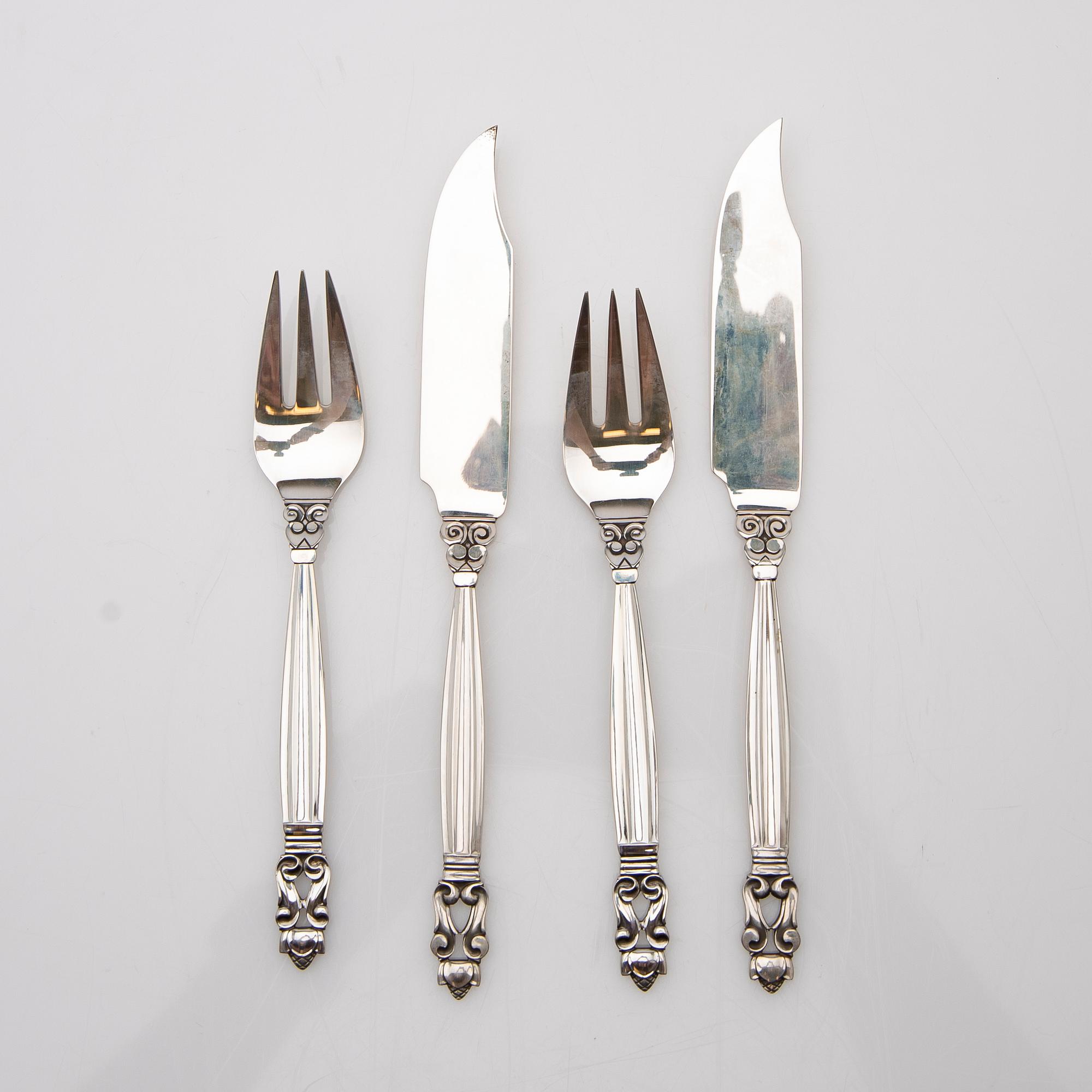 Johan Rohde, fish cutlery, 16 pieces, silver, "Konge / Acorn", Georg Jensen, Denmark.