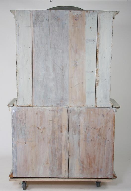 SKÅP, sengustavianskt 1700/1800-tal.