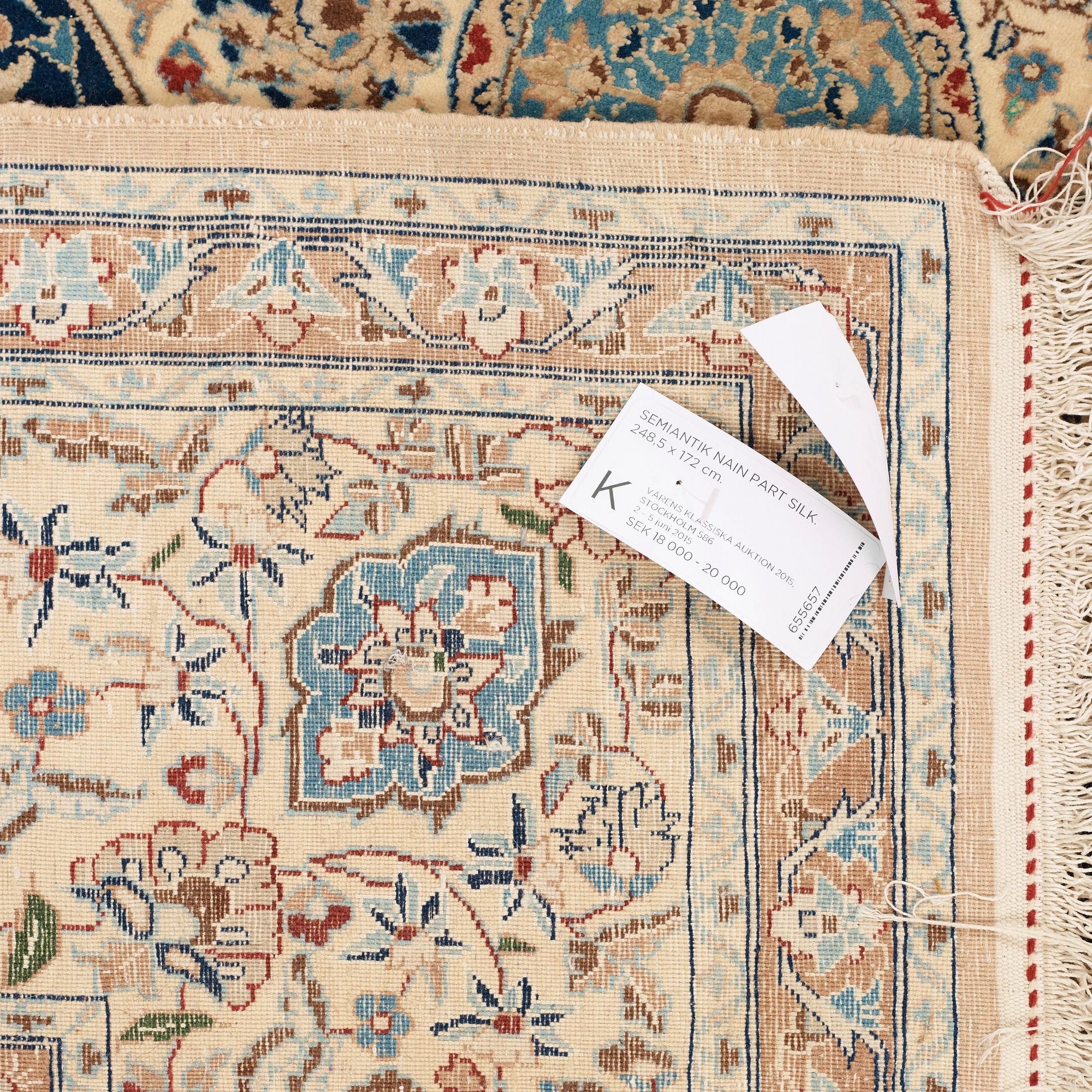 SEMI-ANTIQUE NAIN PART SILK. 248,5 x 172 cm.