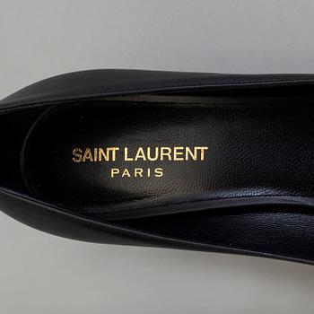 PUMPS, Saint Laurent, size 39.