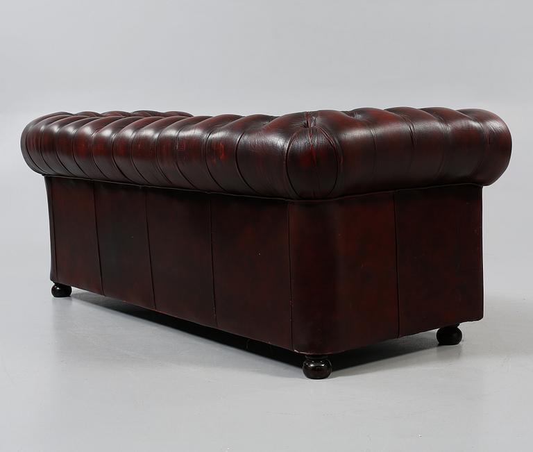 SOFFA, Chesterfield-modell, Winchester Furniture, 1900-talets fjärde kvartal.