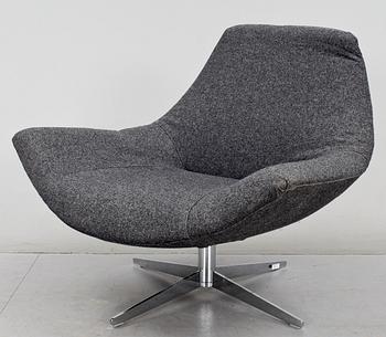 SNURRFÅTÖLJ, etikettmärkt Infurn Contract AB, Sverige, 1900/2000-tal.