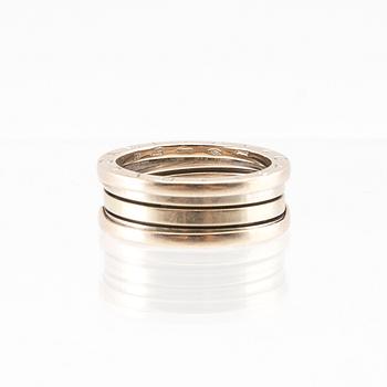 Bulgari ring "B.Zero1" 18K vitguld.