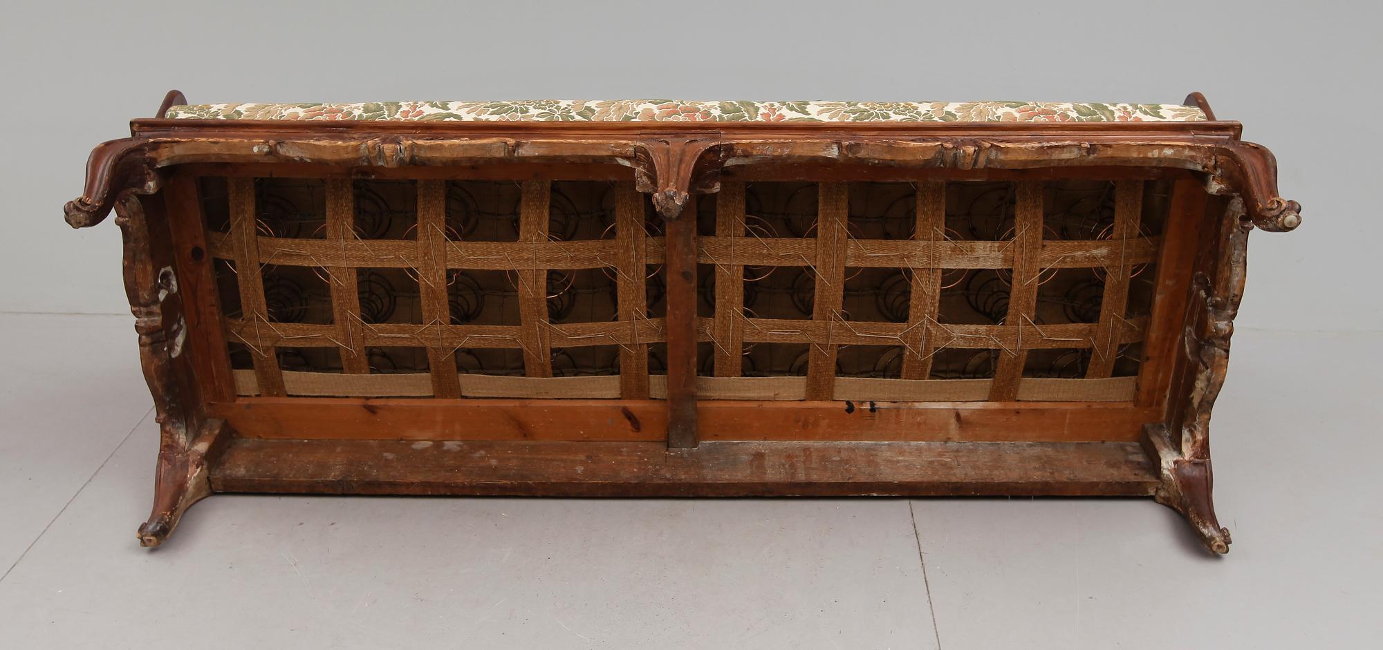 TRÅGSOFFA, rokoko, 1700-tal.