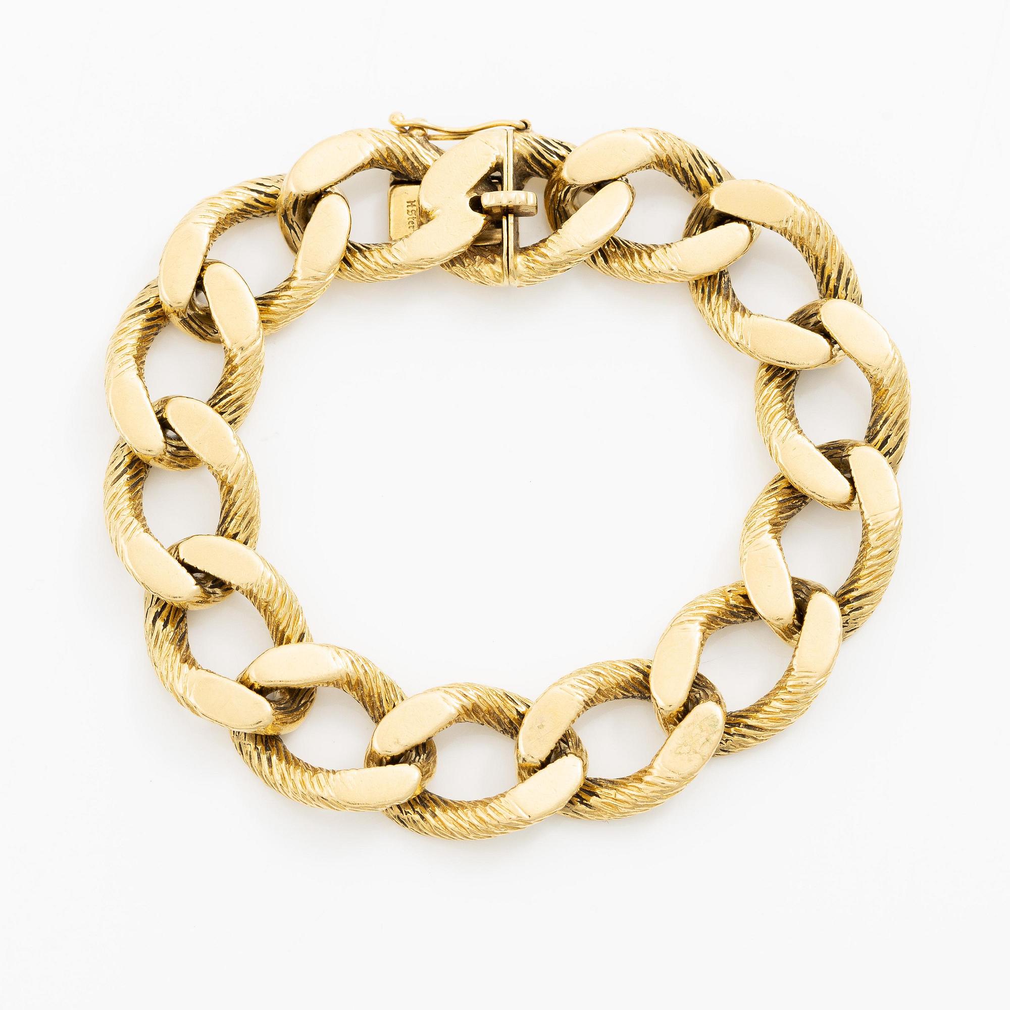 An H. Stern bracelet 18K gold.