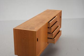SIDEBOARD, "Arild", Nils Johnsson, Troeds, Bjärnum, 1900-talets andra hälft.