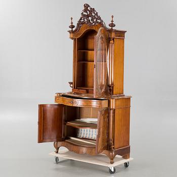A late 19th century cabinet.