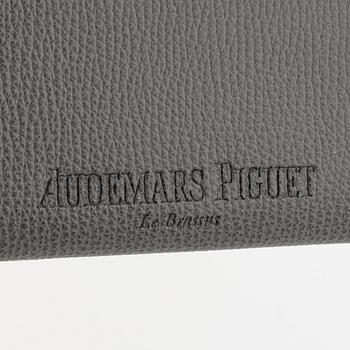 Audemars Piguet, clutch, 16 x 23 cm.