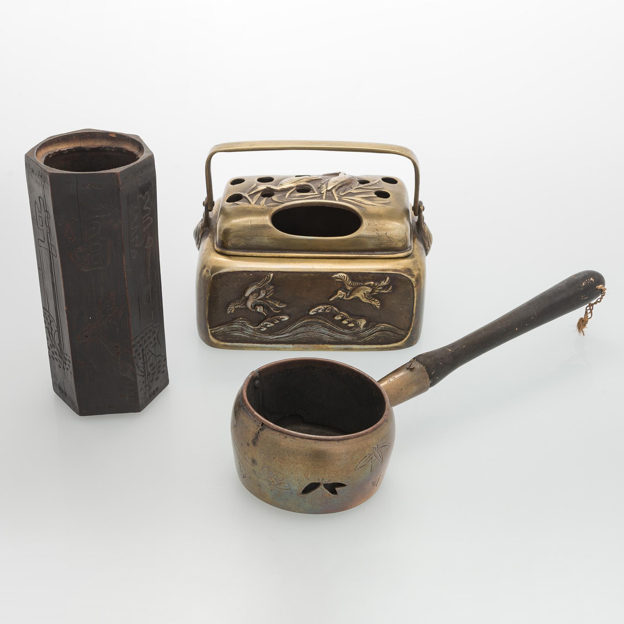 Esineitä, 3 kpl, Japani ja Kiina, 1900-luvun alku.