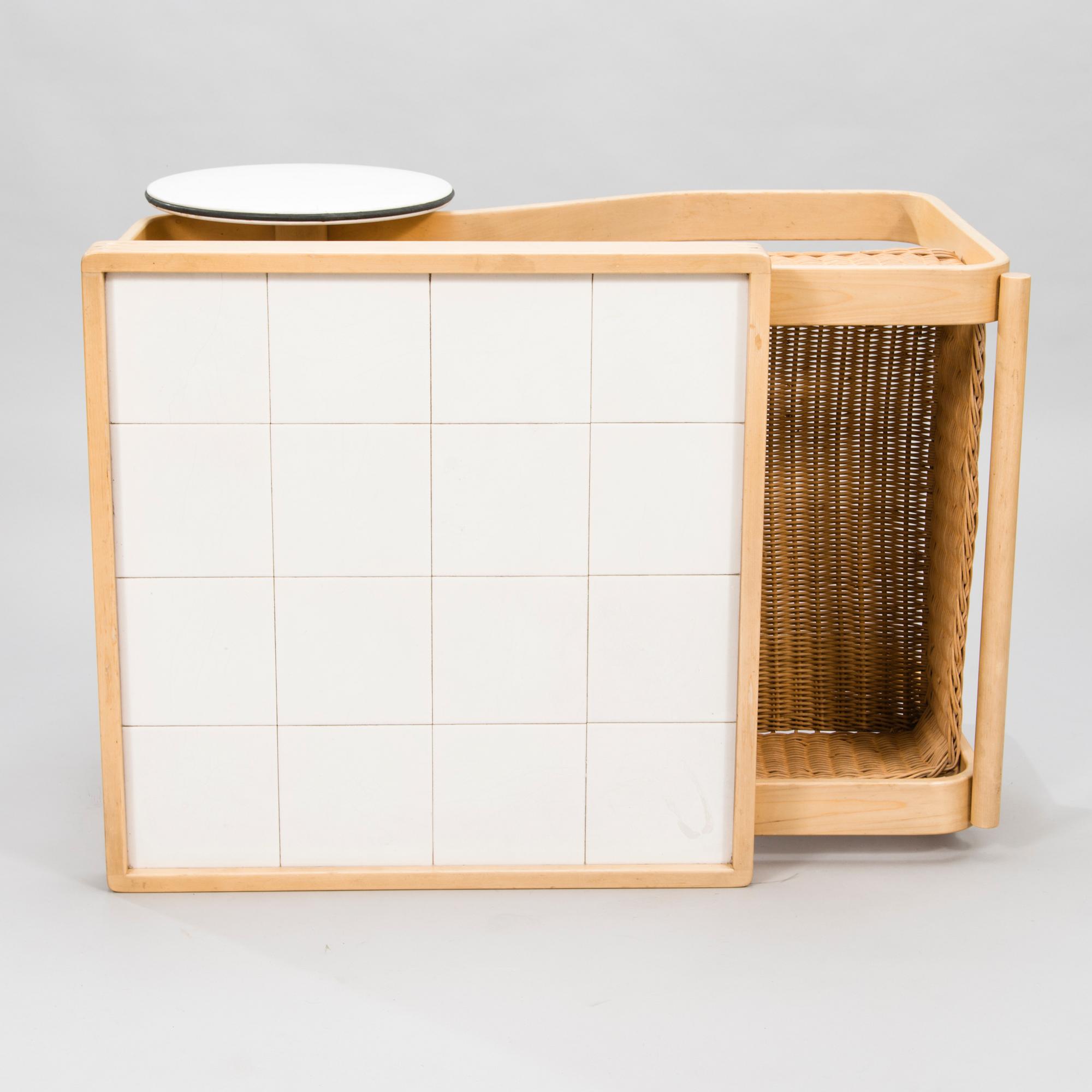 ALVAR AALTO, Tarjoiluvaunu "malli 900", Artek, 1900-luvun loppupuoli.