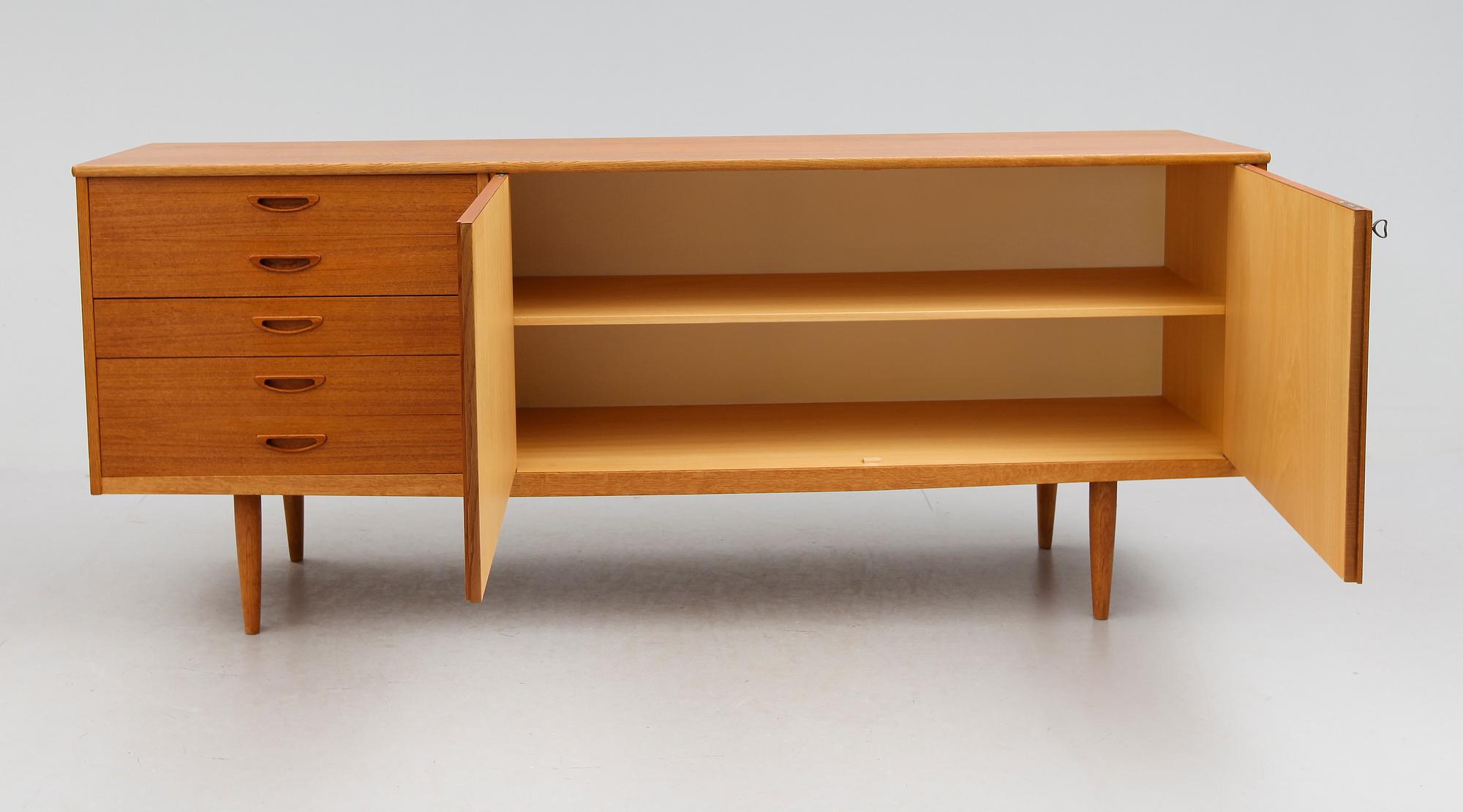 SIDEBOARD, 1900-talets andra hälft.