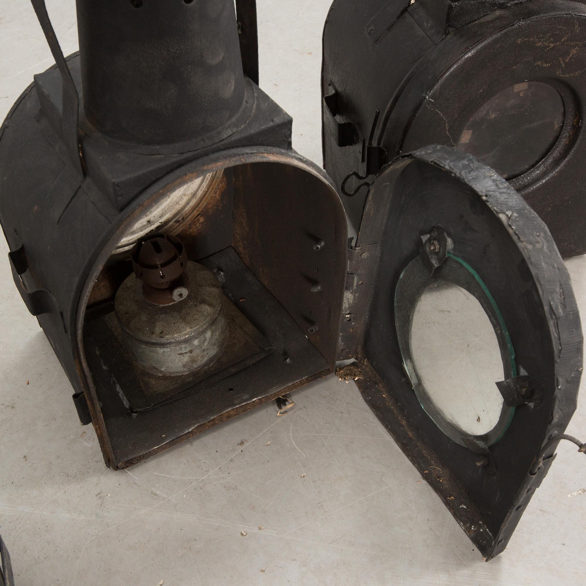 TÅGLYKTOR, 3 snarlika, plåt.