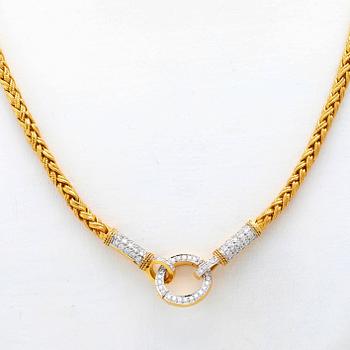 Collier 22K guld med runda briljantslipade diamanter.