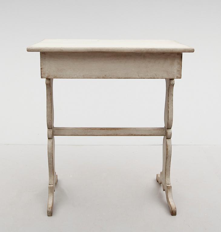 DAMARBETSBORD, 1800-talets första hälft.