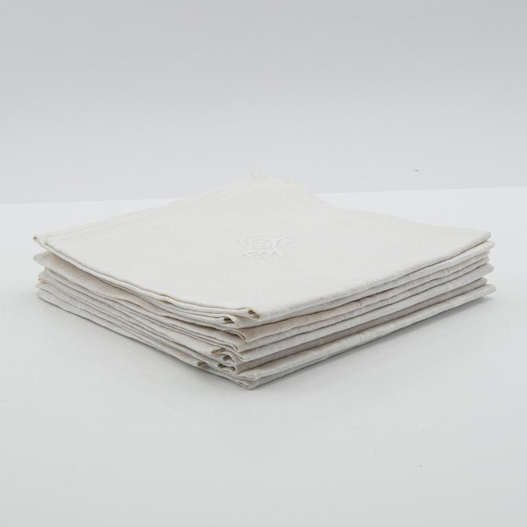Napkins a total of 73 pcs damask various patterns first half of the 20th century.