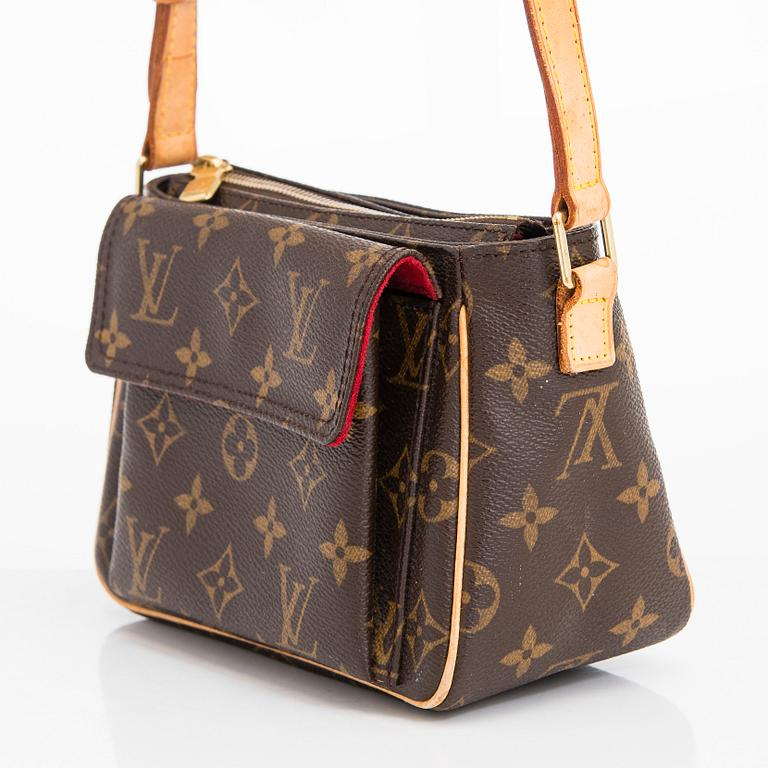 Louis Vuitton, a 'Viva Cite PM' bag.