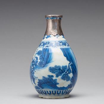 A blue and white silvermounted vase, Ming dynasty, 17th Century.