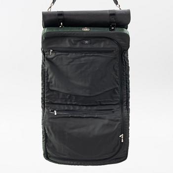 Louis Vuitton, resegarderob.