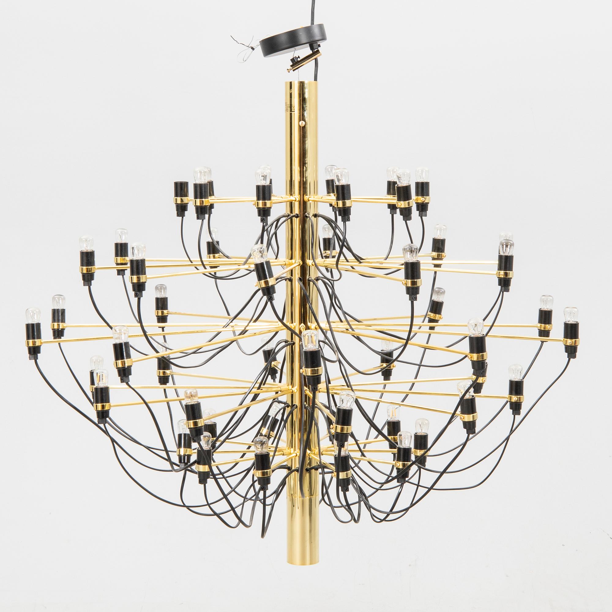 Gino Sarfatti, ceiling lamp model 2097/50 Flos Italy.