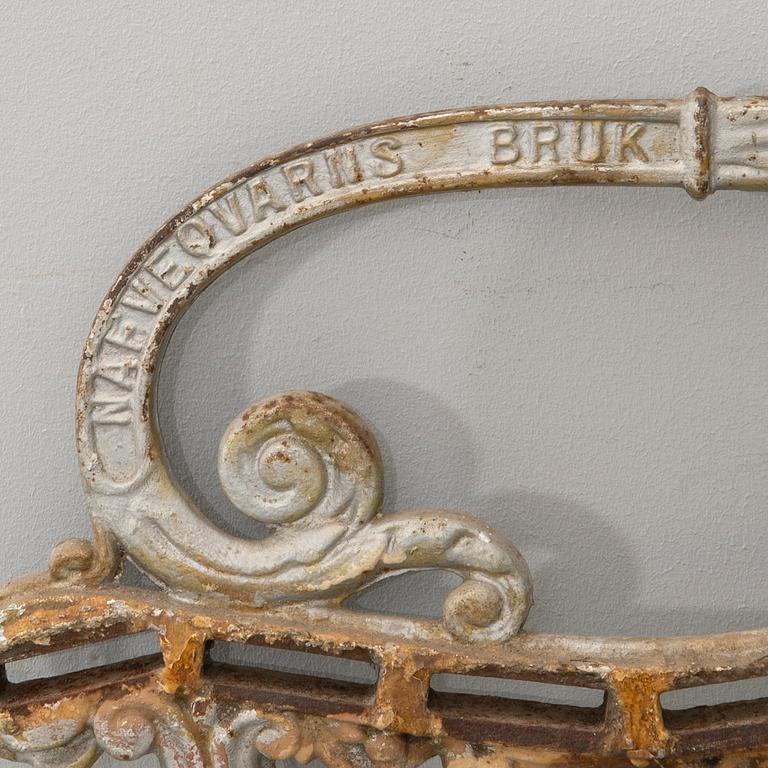 Soffgavlar 1 par Näfveqvarns bruk 1900-talets första hälft.