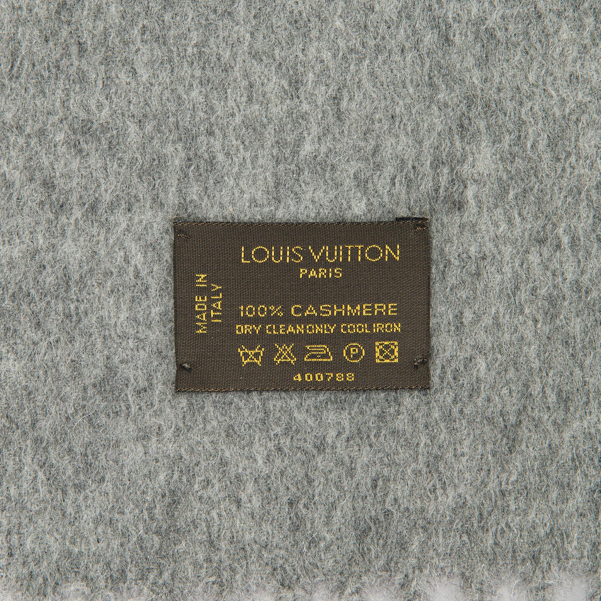 Louis Vuitton, scarf.