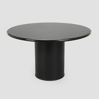 A dining table, late 20th century.
