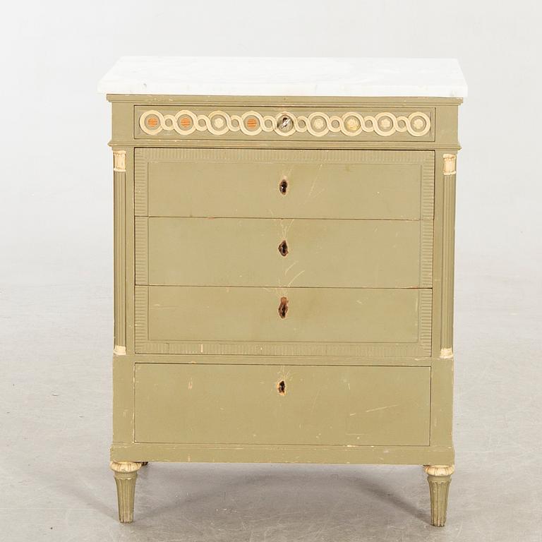 Chest of drawers with mirror, Gustavian style, first half of the 20th century.