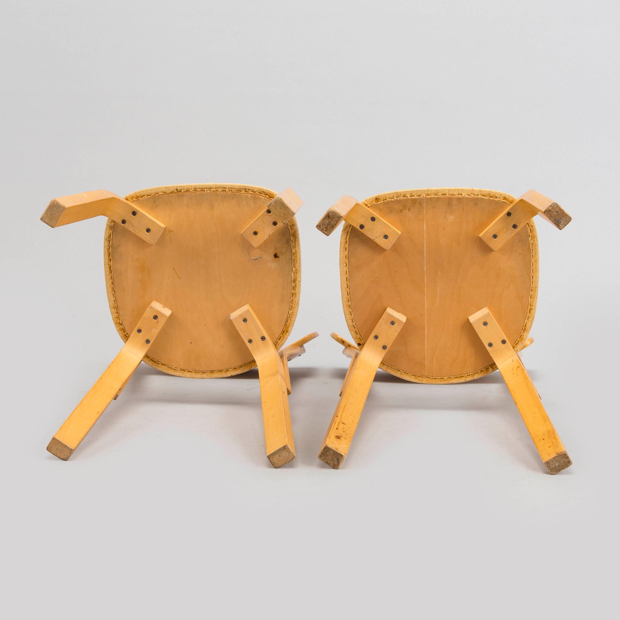 Alvar Aalto, A set of five late 20th century '69' chairs, for Artek, Finland.