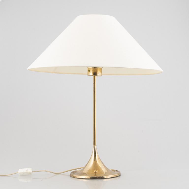 Yngvar Sandström & Alf Svensson, a model B-024 table lamp, Bergboms, second half of the 20th century.