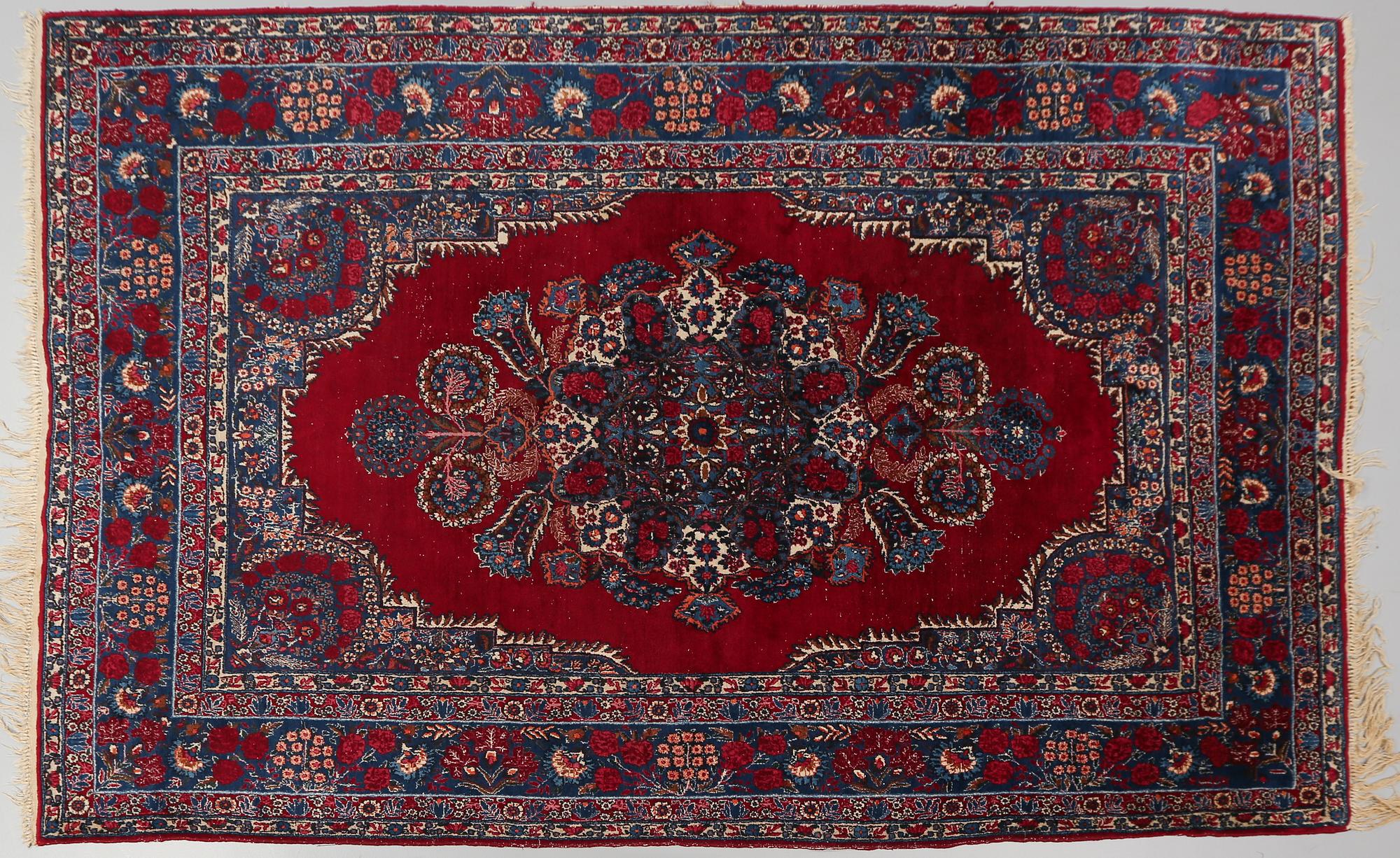 MATTA, orientalisk, old, ca 320 x 205 cm.