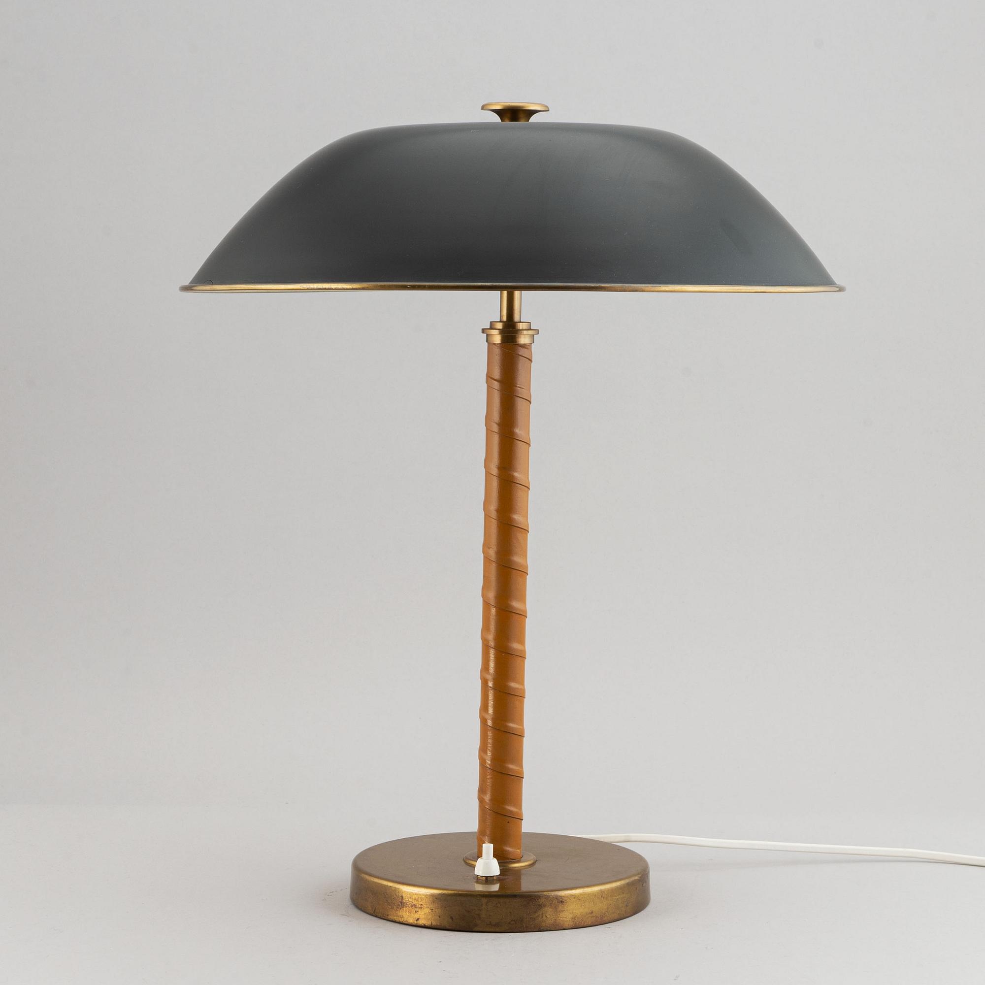 A 1940´s table lamp from Böhlmarks.