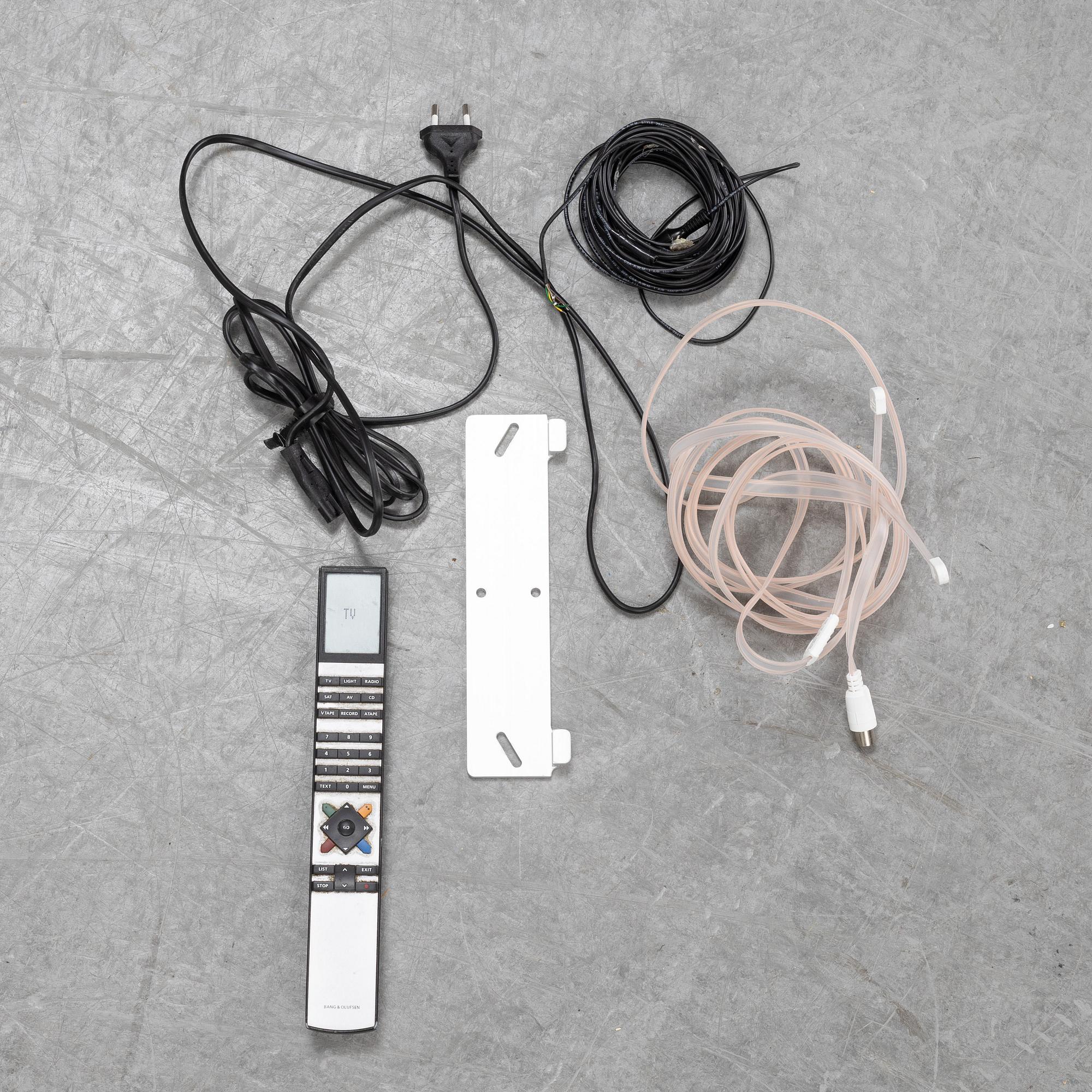 Bang & Olufsen, CD -Spelare, Beo Sound 9000 MK2, samt högtalare ett par.