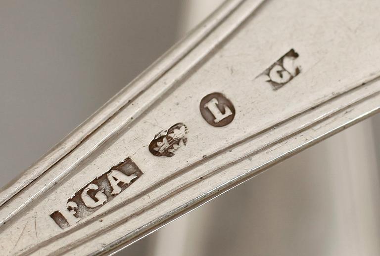 BESTICK, 15 delar, silver, svenska stämplar, 1800-/1900-tal. Vikt ca 399 g.