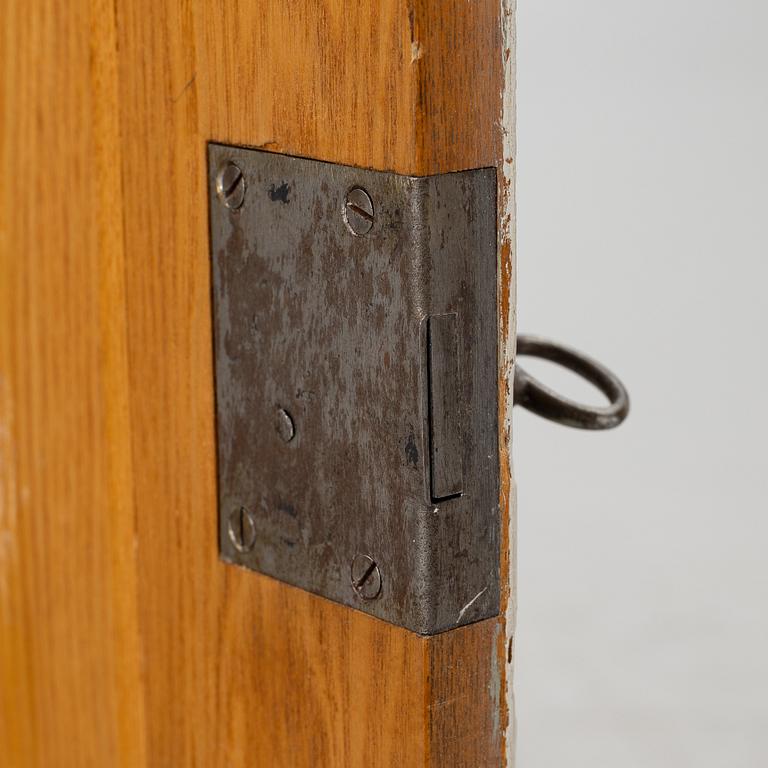Väggskåp/postfackskåp, tidigt 1900-tal.