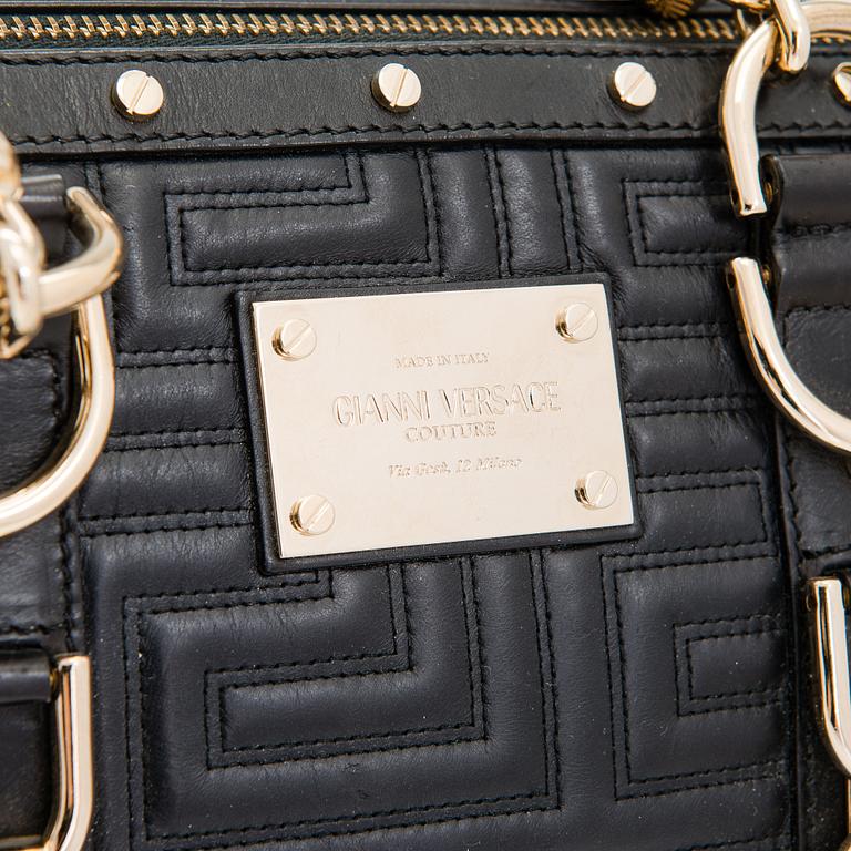 Versace, väska och plånbok, "Madonna". År 2007.