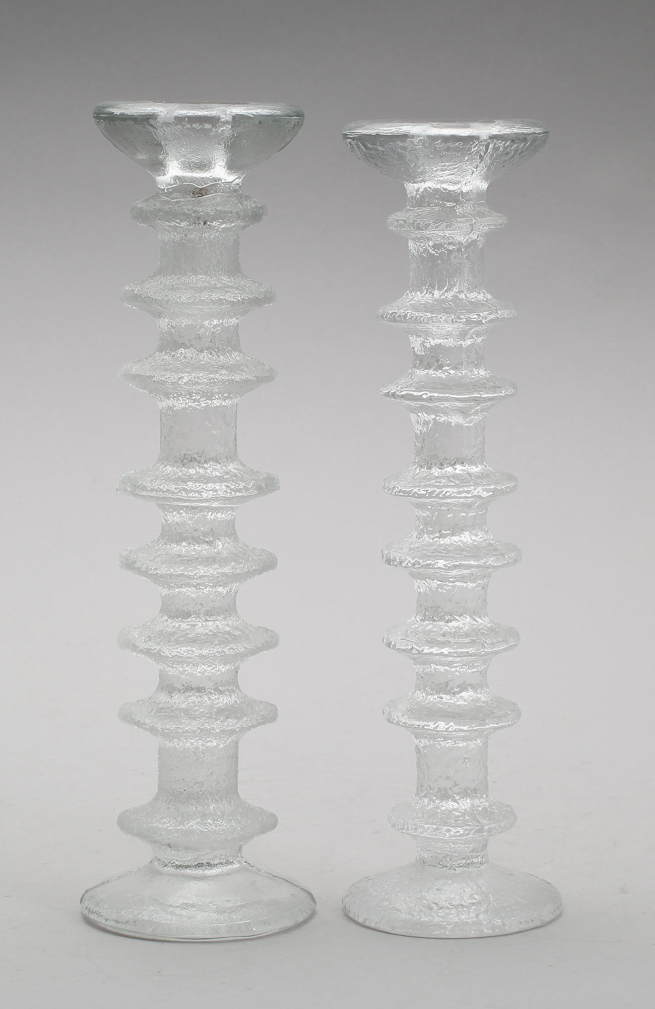 LJUSSTAKAR, 1 par, glas, "Festivo", Timo Sarpaneva, Iittala, hög modell.
