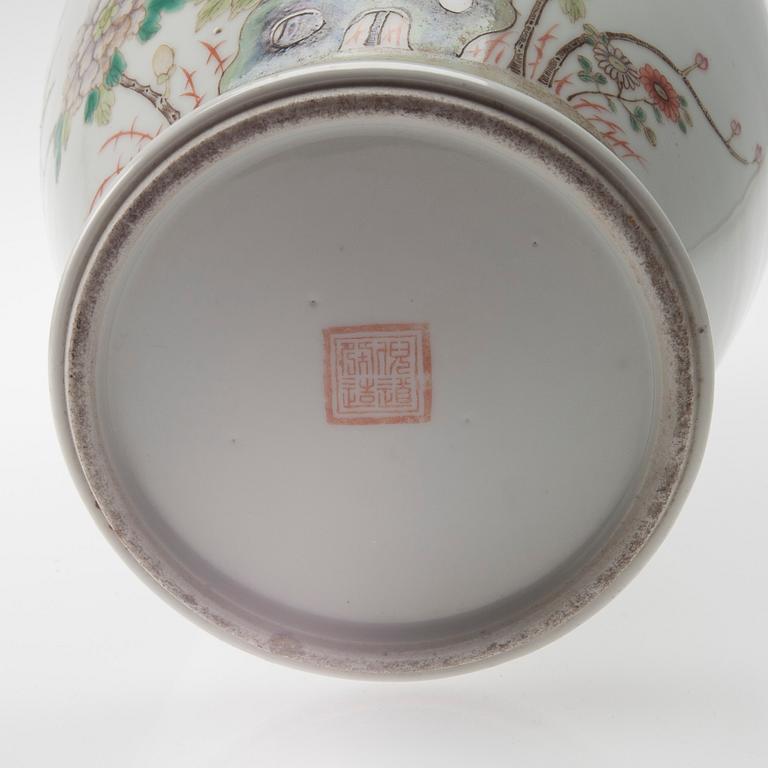 VAS, porslin, Kina 1800-talets slut.