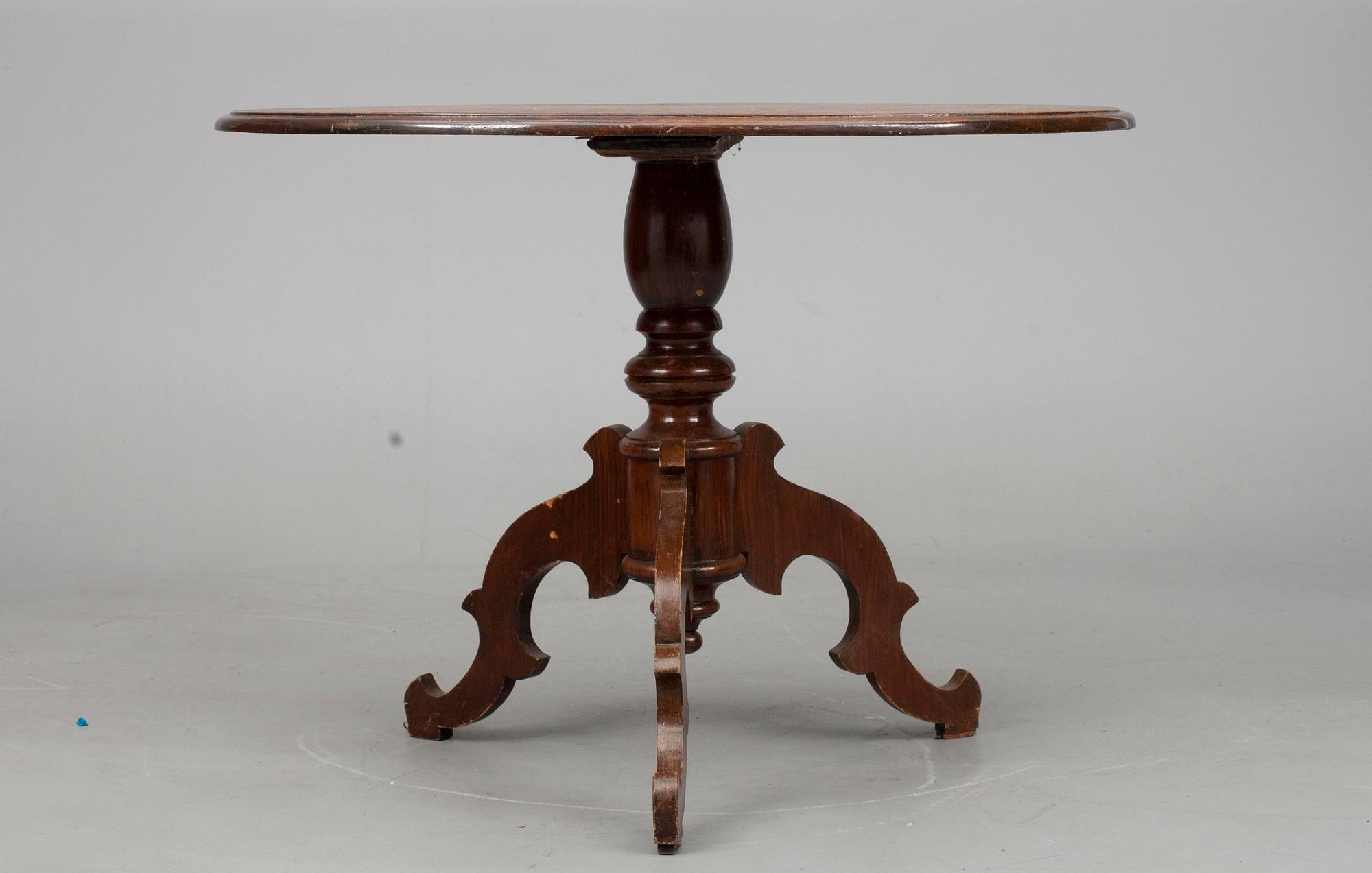 BORD, rokokostil, sekelskiftet 1800/1900-tal.