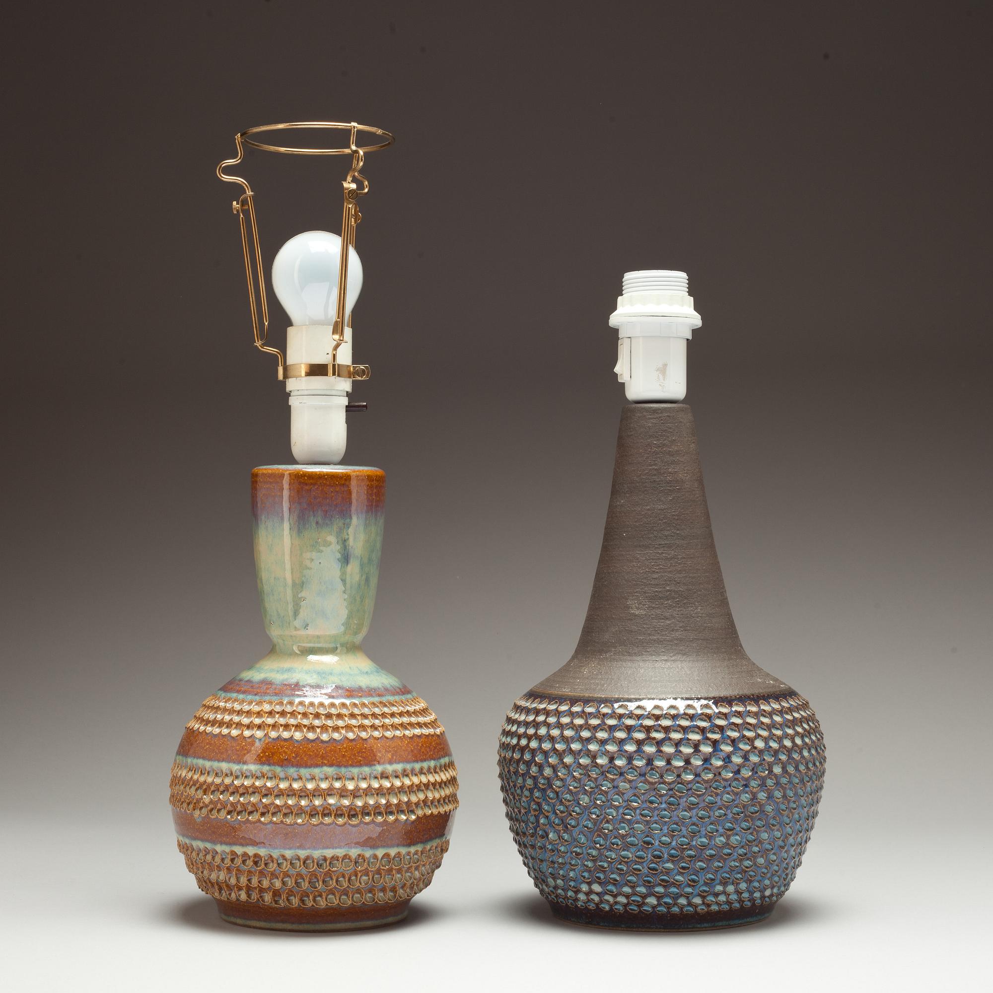 BORDSLAMPOR, 2 st. Stengods. Bornholm Danmark. 1960-tal.