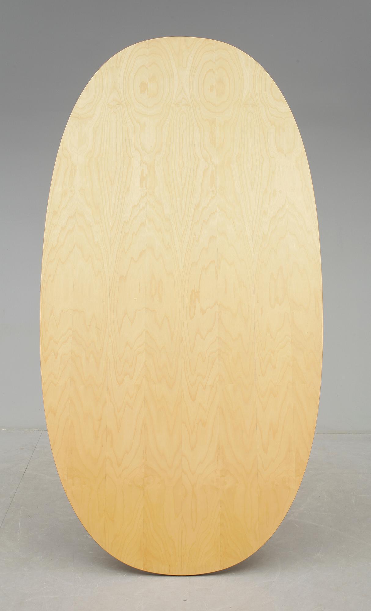 BORD, "Superellips", Piet Hein och Bruno Mathsson, Mathsson International, Värnamo.