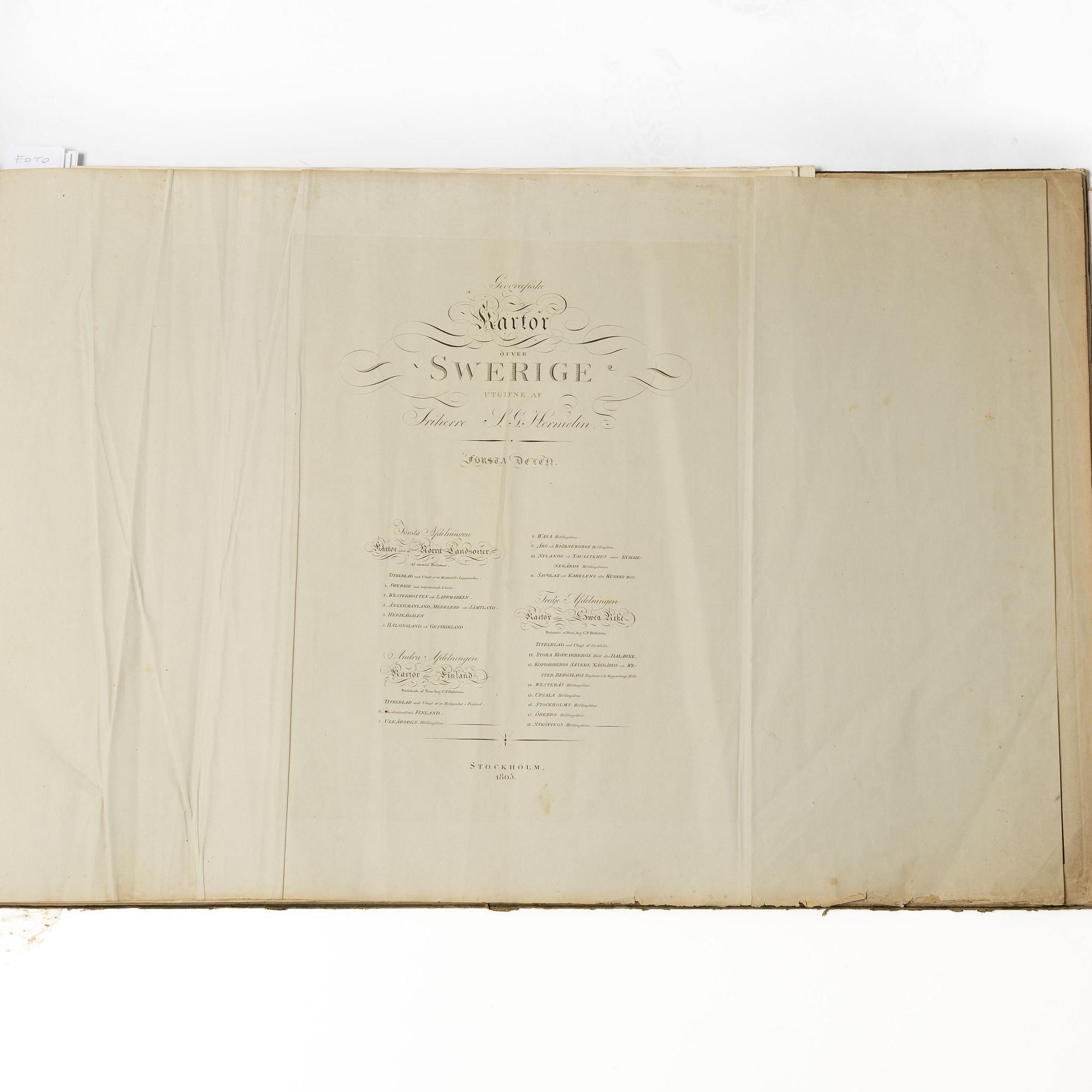 Med 28 graverade kartor över Sverige och Finland.