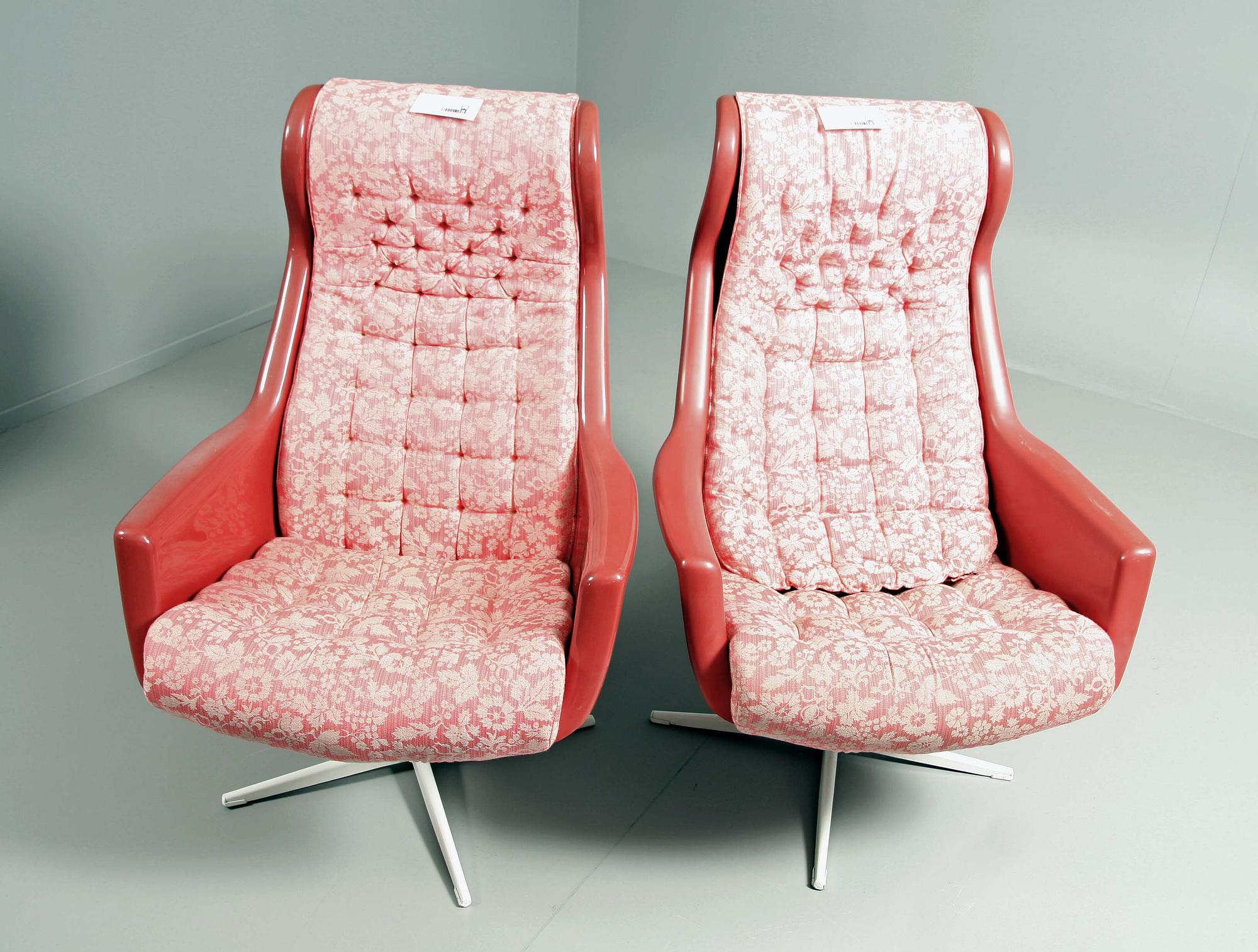 FÅTÖLJER, ett par, "Galaxy", Alf Svensson & Yngve Sandström, Dux.